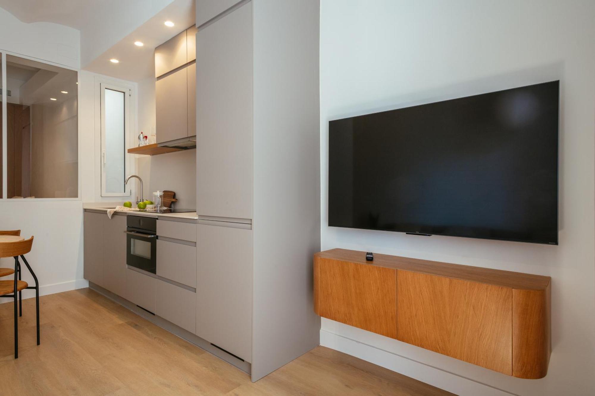 Newly Renovated Stylish Eixample - Great Location Appartement *