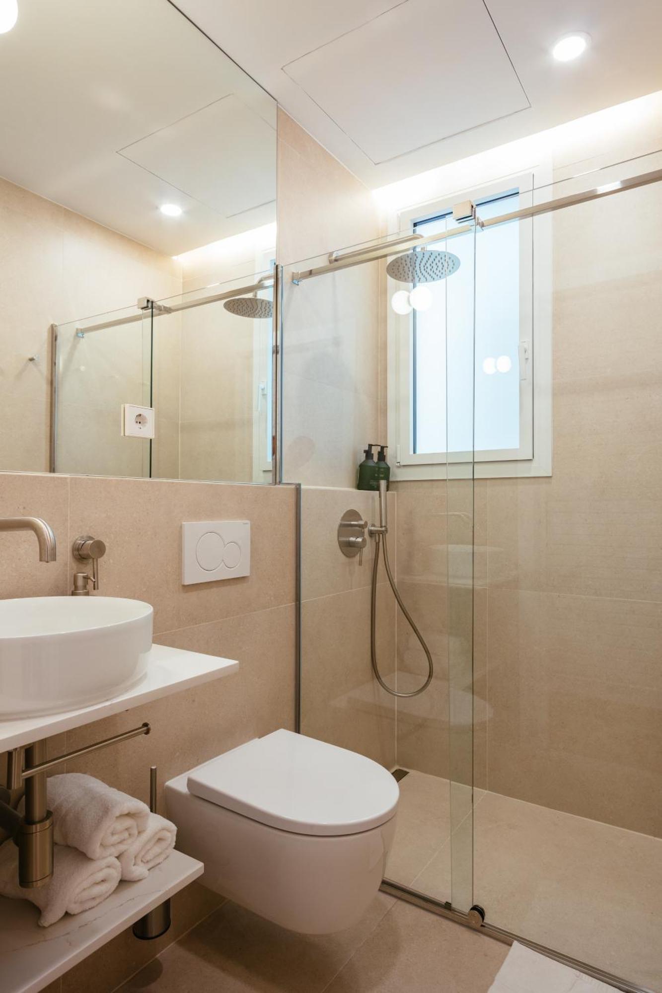 Appartement Newly Renovated Stylish Eixample - Great Location *